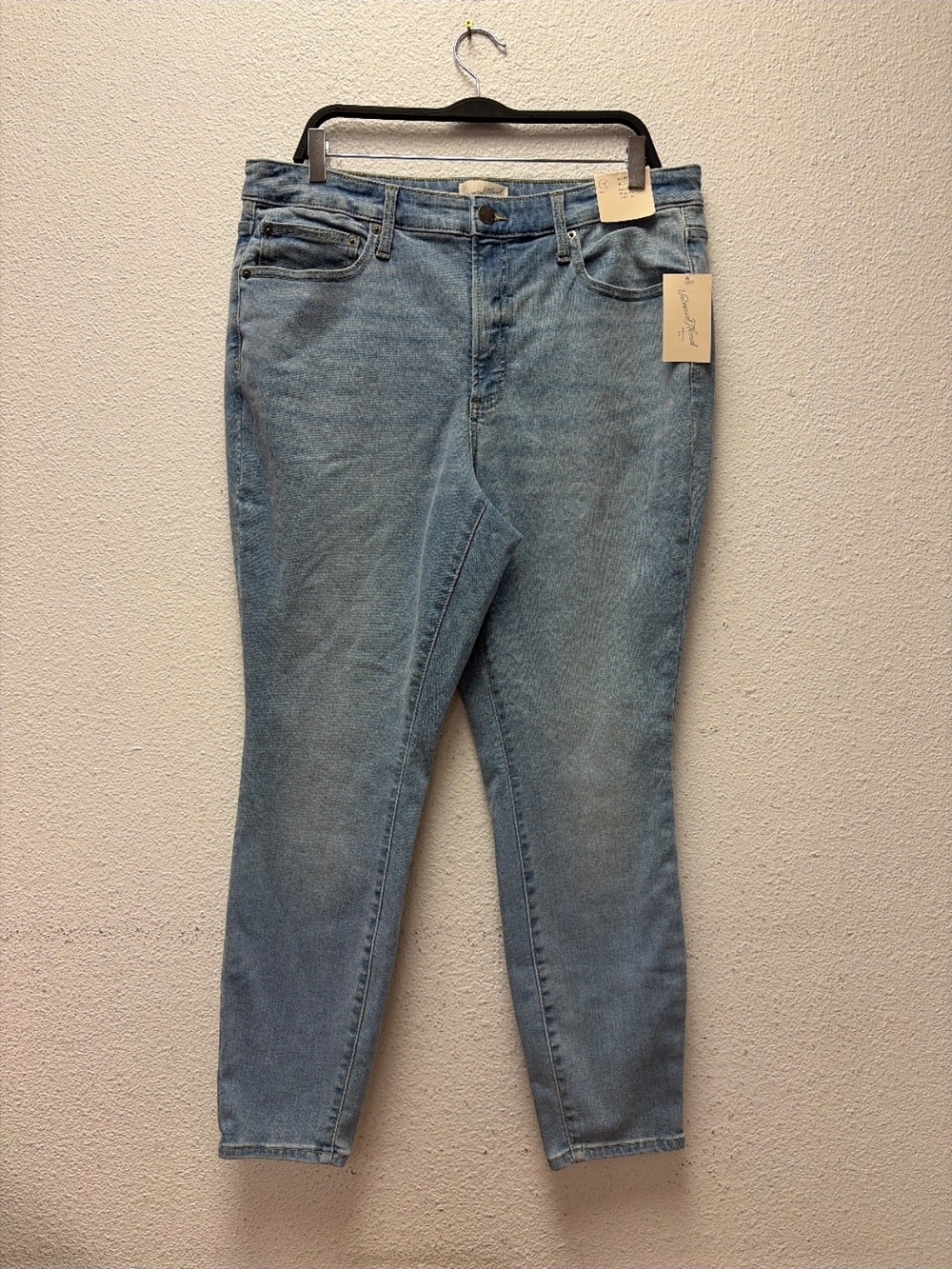 Women's Skinny Jeans Size 17 #814